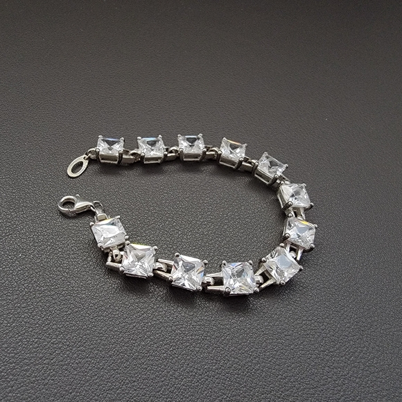 925 Princess Cut Tennis Bracelet | Square CZ Crystal Line Bracelet - Picture 4 of 10